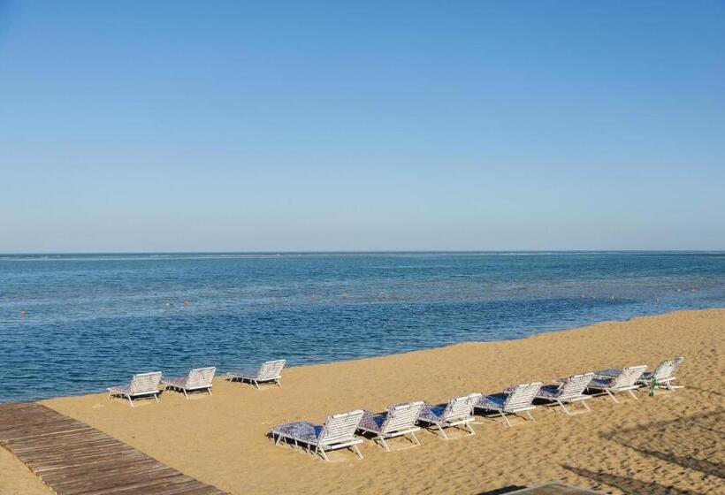 پانسیون Zhagalau Resort