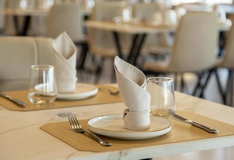 پانسیون Zhagalau Resort