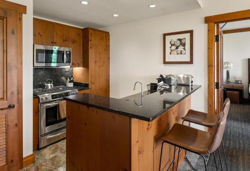 Resort 1310a 2bdrm Let It Snow 3rd Floor Mountain And Spruce Peak Views