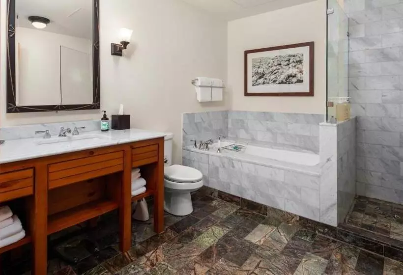 Lomakeskus 1310a 2bdrm Let It Snow 3rd Floor Mountain And Spruce Peak Views