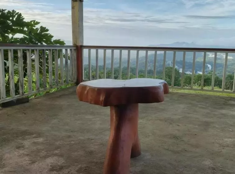 リゾートホテル Hollywood Hill Lengkoan