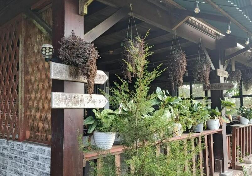 אתר נופש Hollywood Hill Lengkoan