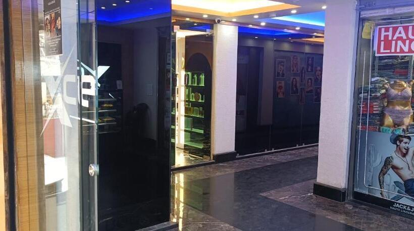 Xcelsior Hotel And Spa By Roh