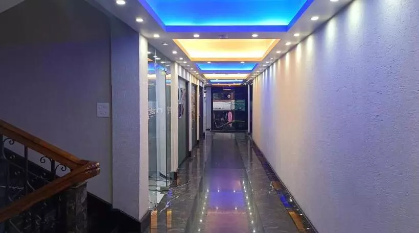 Xcelsior Hotel And Spa By Roh