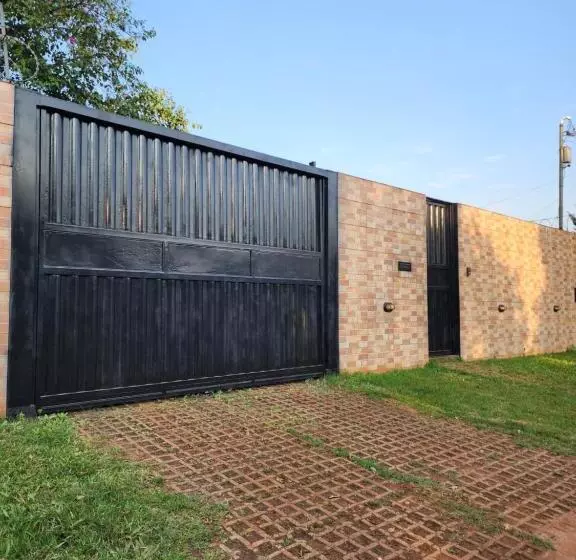 هاستل Posada Recanto Minguero