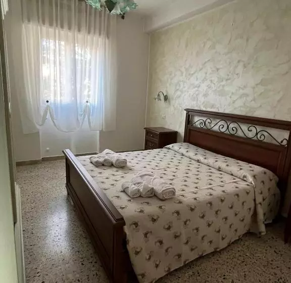 Aamiaismajoitus (B&B) La Pavoncella