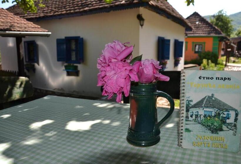 تختخواب و صبحانه Terzica Avlija