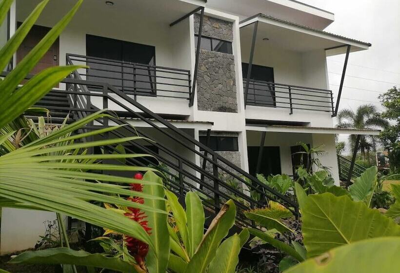 מלון כמוסות Scala Inn