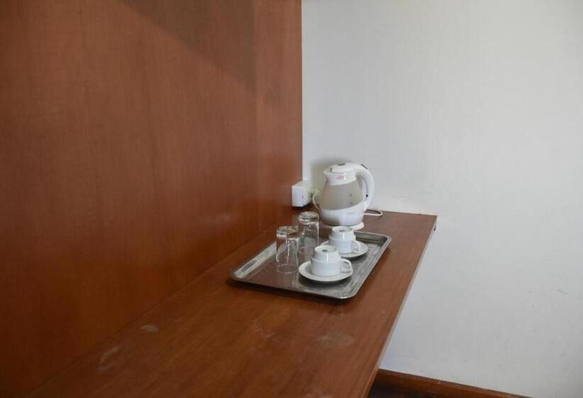 בית מלון כפרי Rajutuna Inn