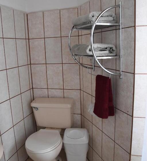 בית מלון כפרי Rajutuna Inn