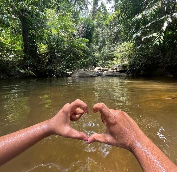 فندق Sinharaja Holiday Bungalow
