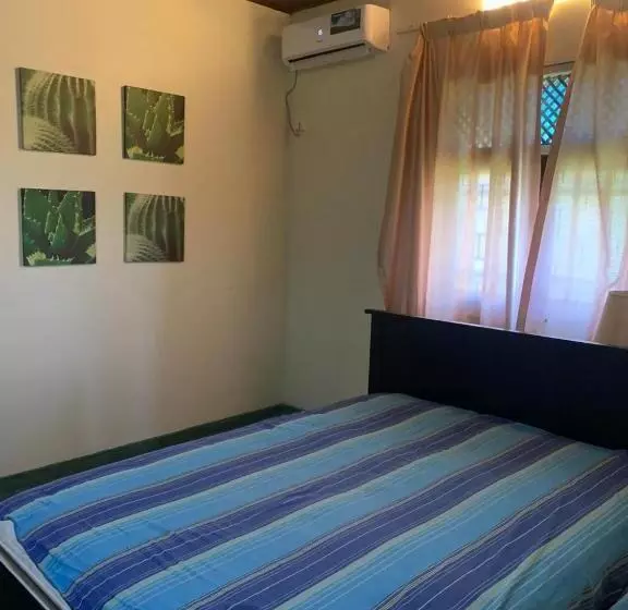 ホテル Sinharaja Holiday Bungalow