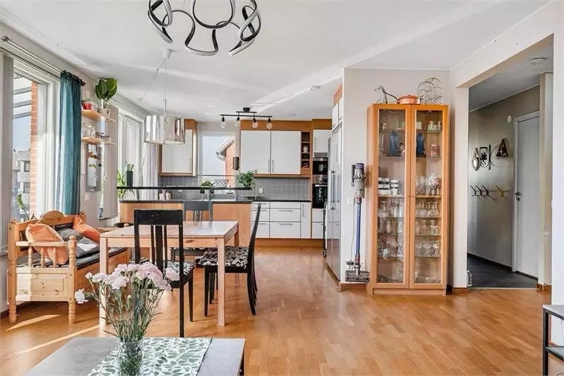 ペンション 5 Bed Rooms House With Jacuzzi, Free Parking, And 2 Toilets Bath In Malmö