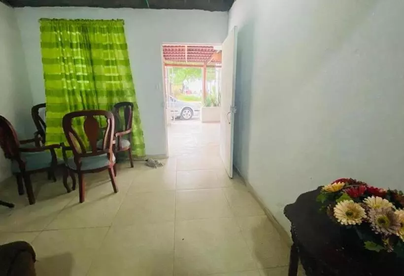 Majatalo Casa Owen Hostal