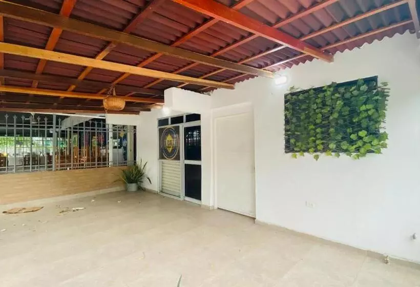 Majatalo Casa Owen Hostal