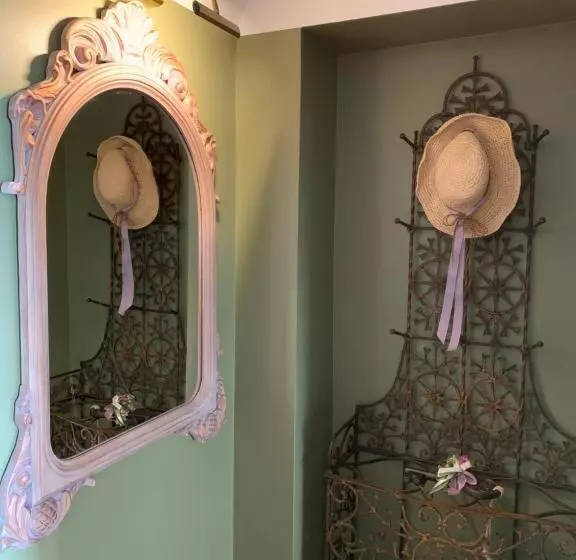 پانسیون Dimora Violetta