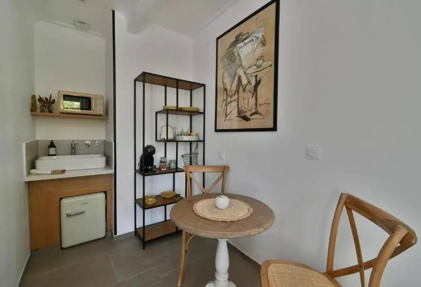 Majatalo Une Nuit En Luberon