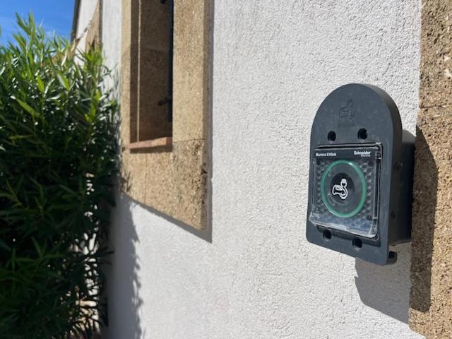 بنسيون Une Nuit En Luberon