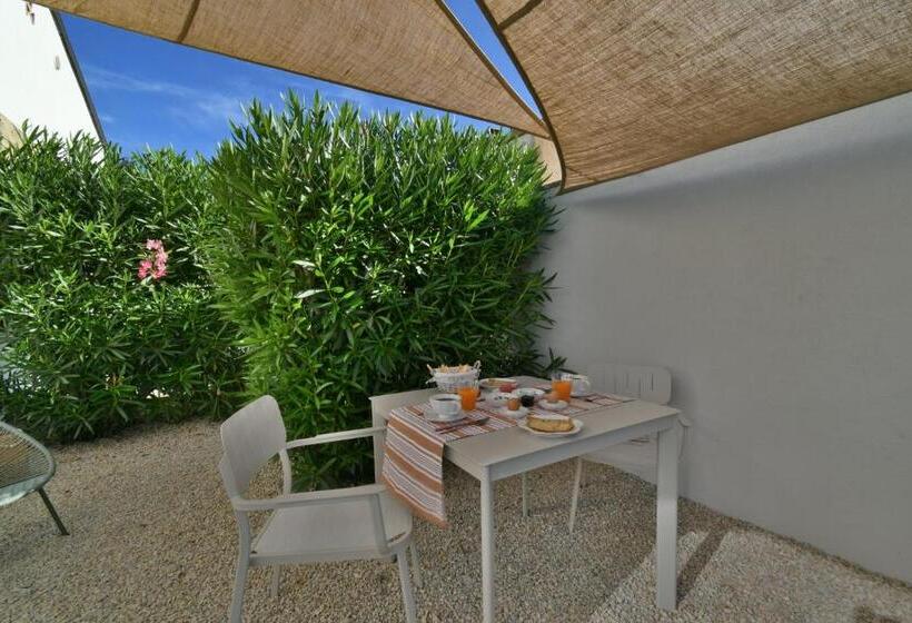 بنسيون Une Nuit En Luberon