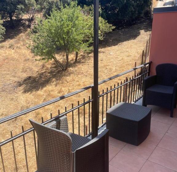 ペンション Ussassai Profumi D Ogliastra