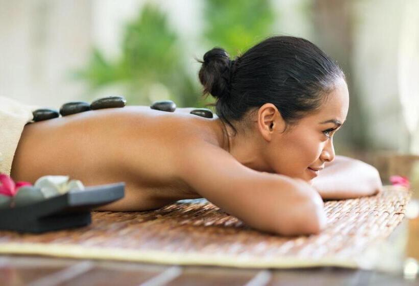 リゾートホテル Green Point Villa