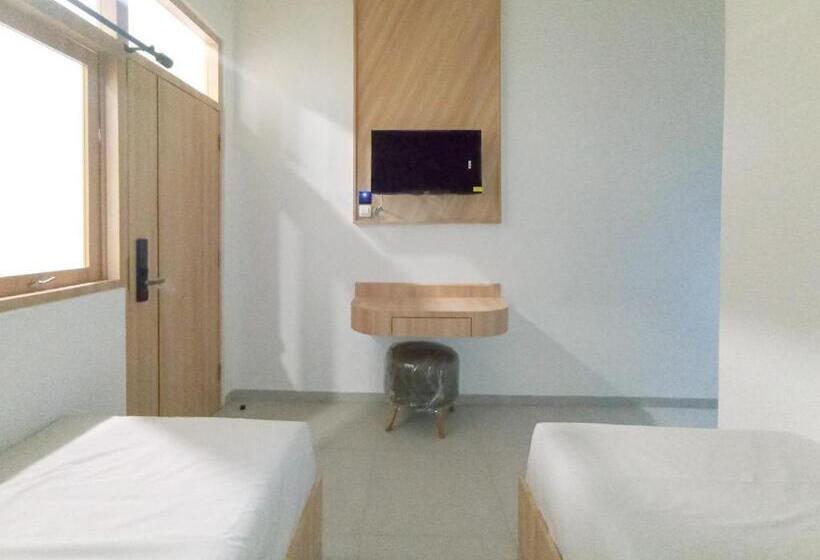 Urbanview Hotel Subali Purwokerto