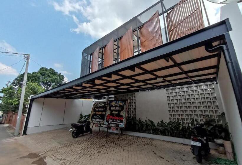 Urbanview Hotel Subali Purwokerto