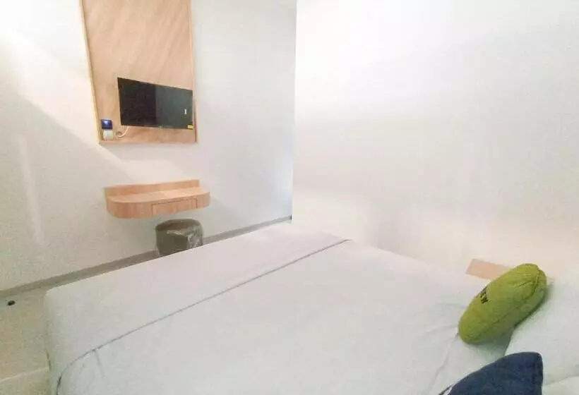 Urbanview Hotel Subali Purwokerto