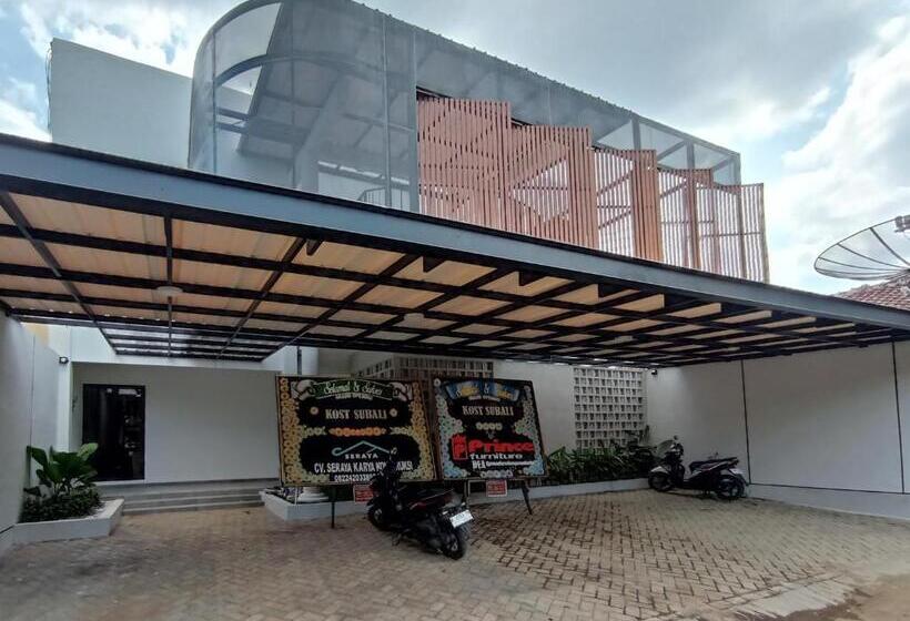 Urbanview Hotel Subali Purwokerto