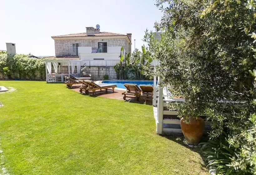Aamiaismajoitus (B&B) Kokopelli Alacati