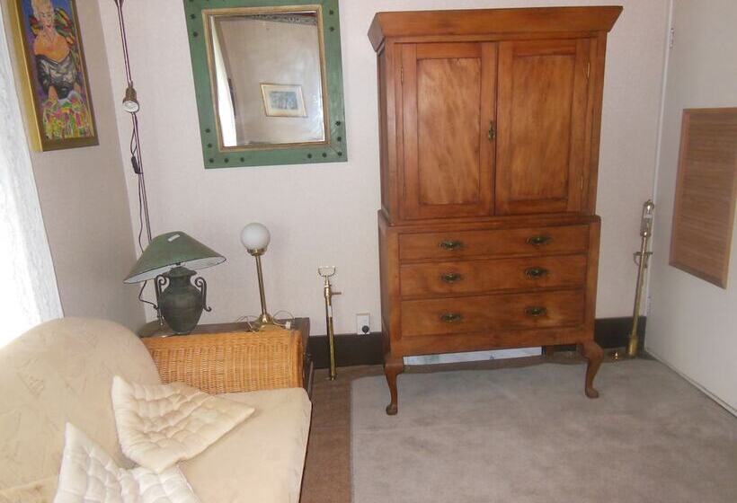 צימר Landfall Cottage