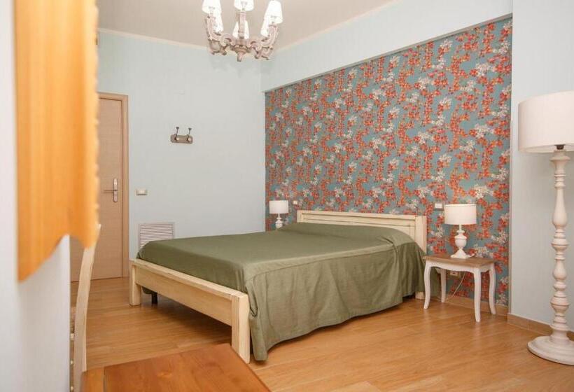 تختخواب و صبحانه Rooms 66