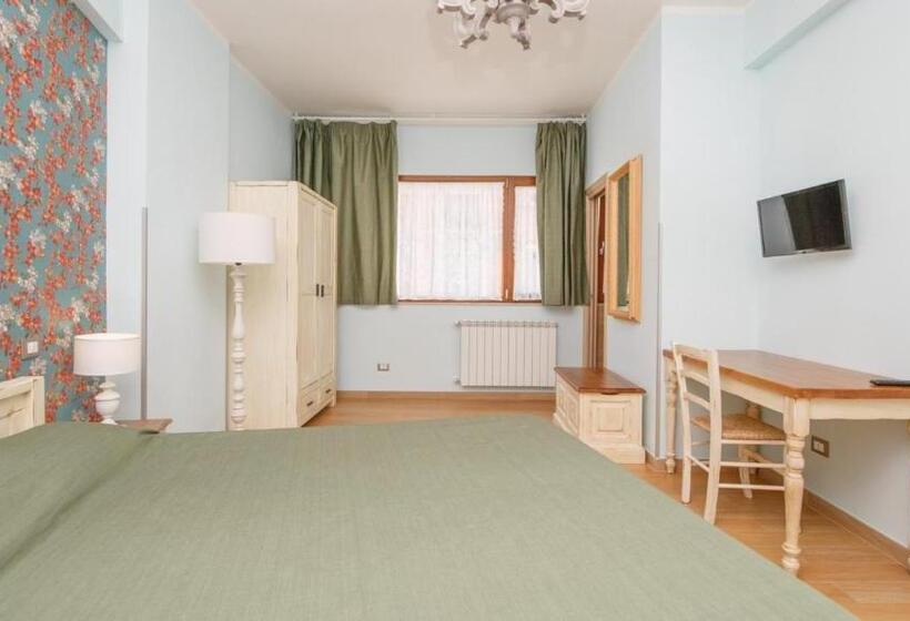 تختخواب و صبحانه Rooms 66