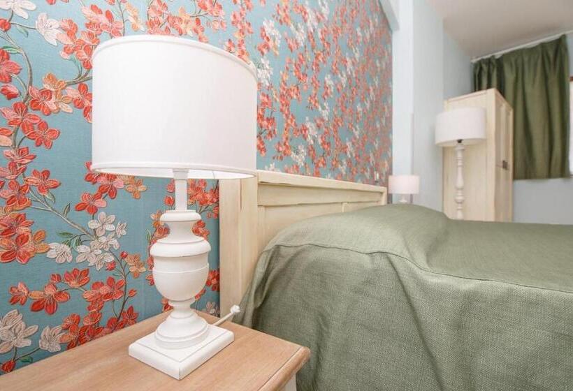 تختخواب و صبحانه Rooms 66