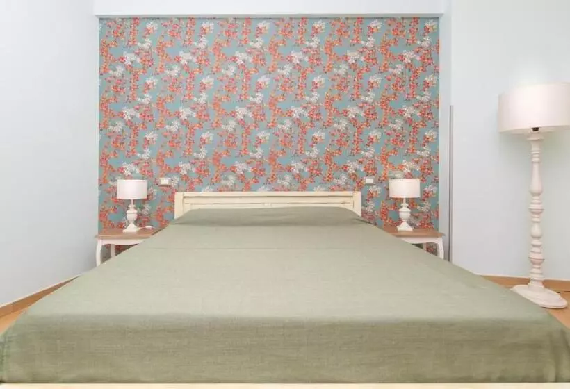 تختخواب و صبحانه Rooms 66