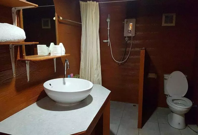 Comfy Lodge Resort
