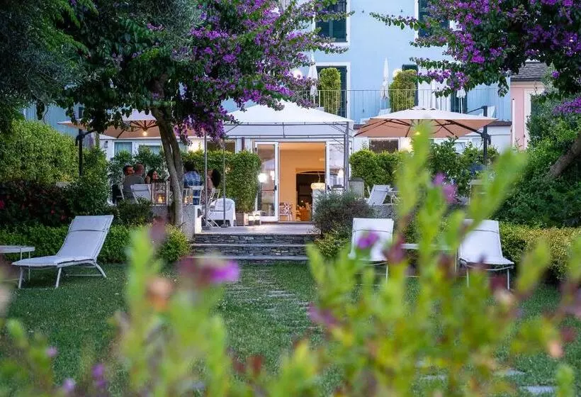 Hotel Blu