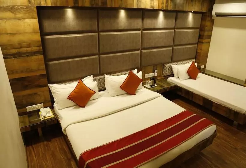 Hotel Surya