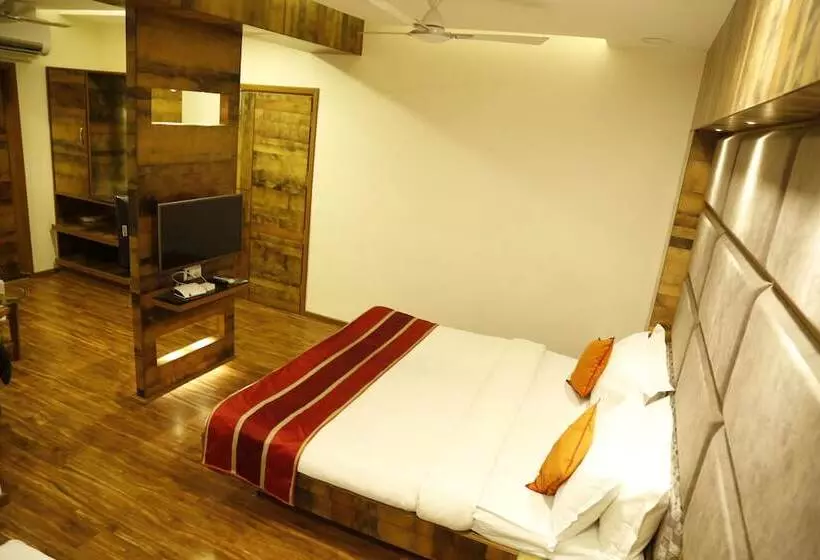 Hotel Surya