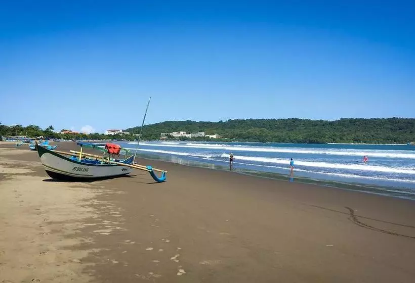 Hotel Uni Beach