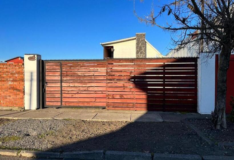 هتل کپسول Semi Hotel Las Torres