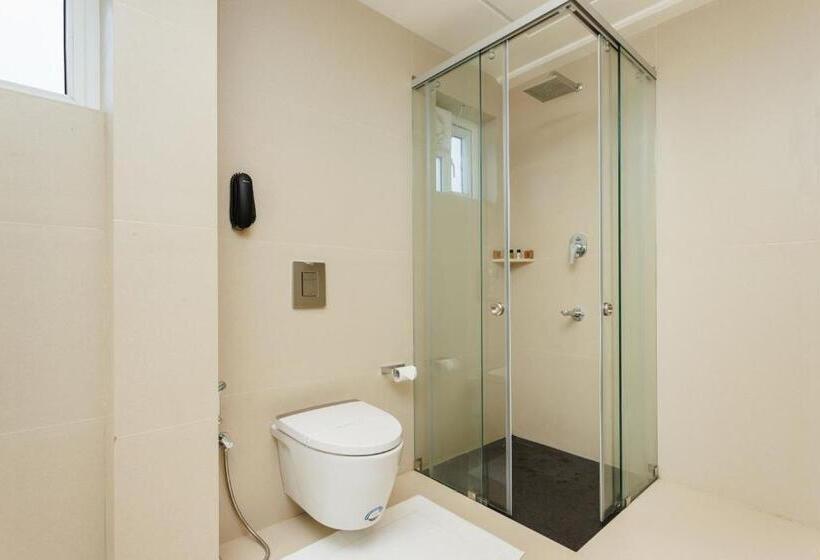 בית מלון כפרי Lincoln Square