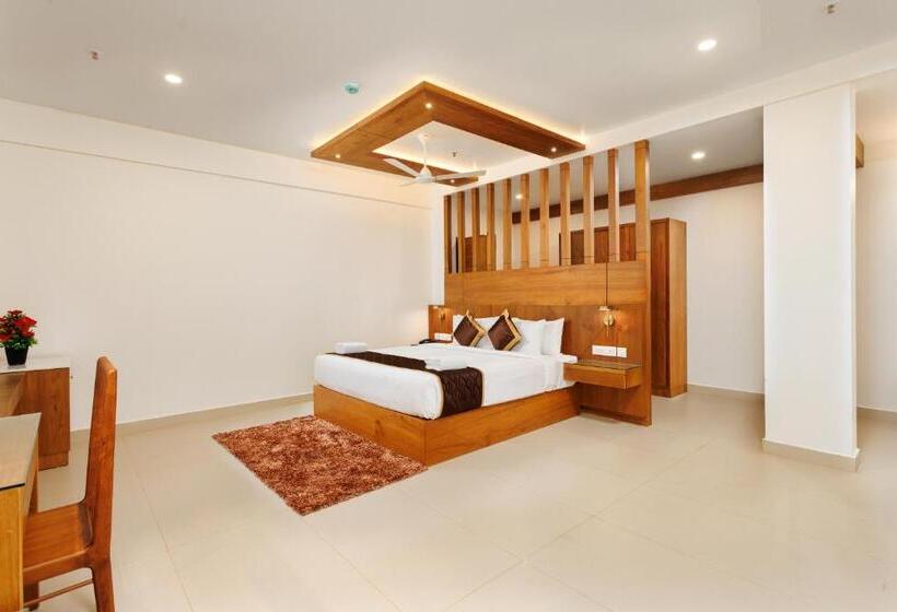 בית מלון כפרי Lincoln Square