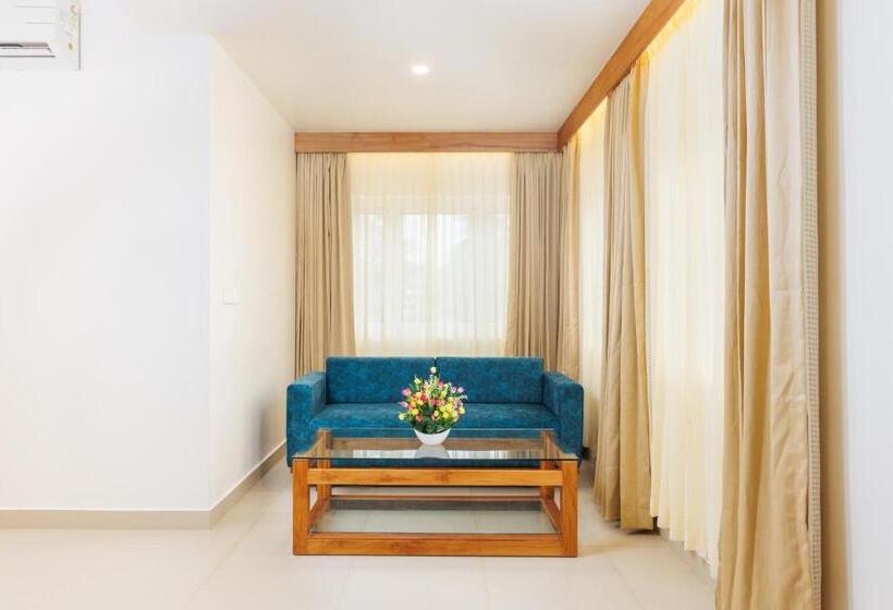 בית מלון כפרי Lincoln Square