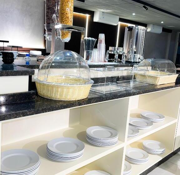 هتل North Paradise