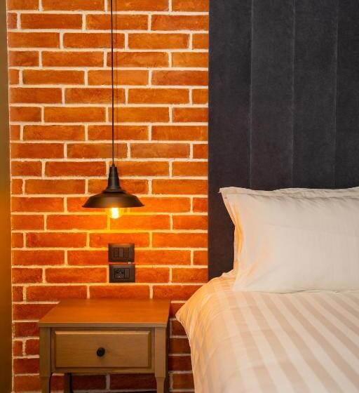 هتل Porta E Alpeve