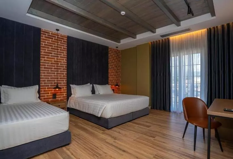 Hotel Porta E Alpeve