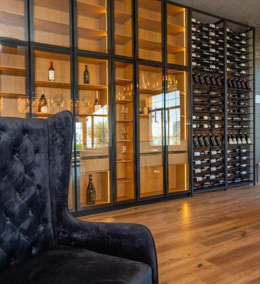 هتل Porta E Alpeve