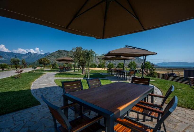 هتل Porta E Alpeve