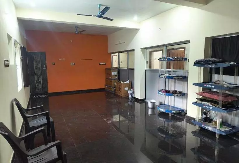 Hotelli Srm Residency